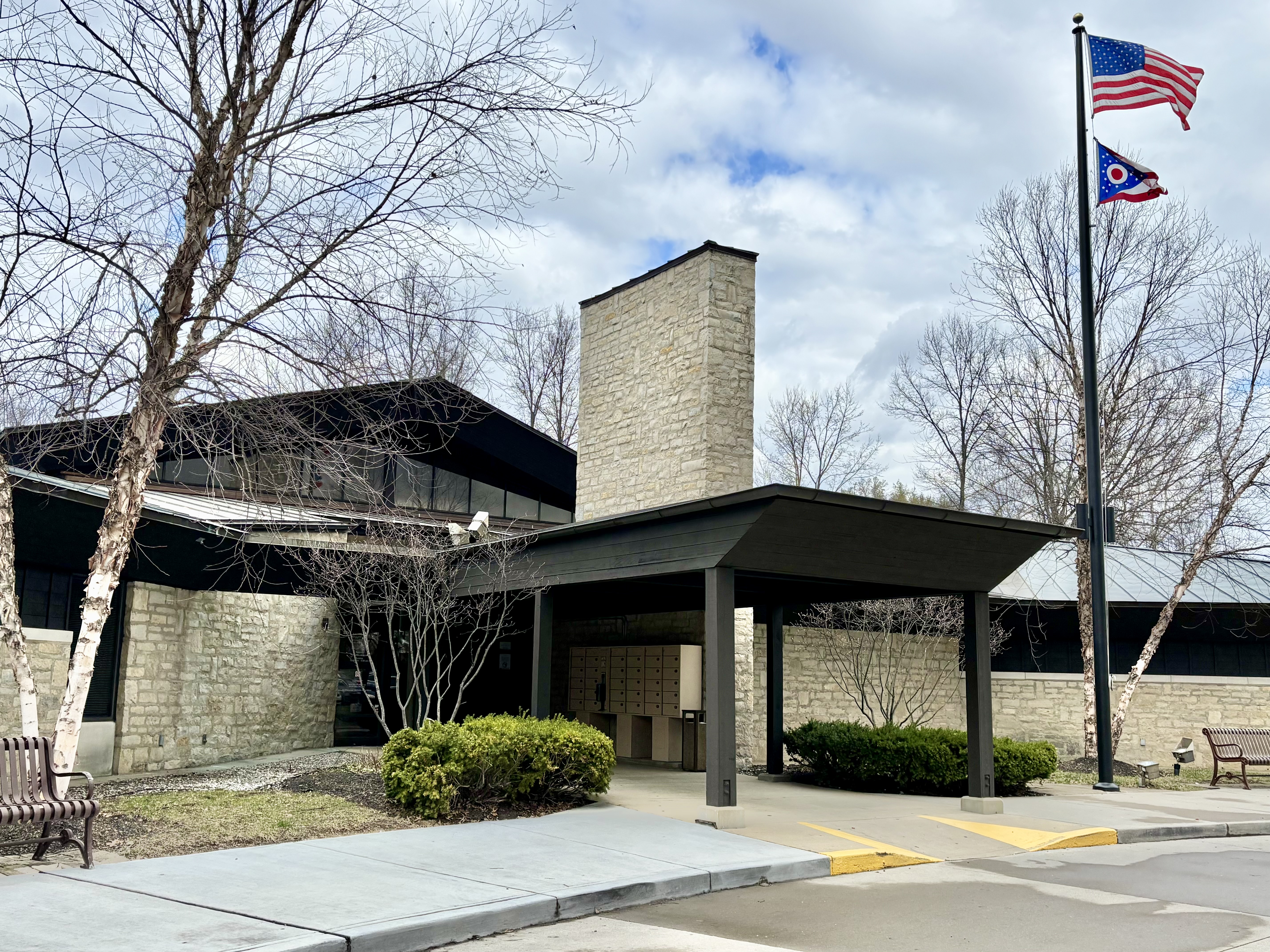 Partington Library Library Approves Contract with Staff – Pickerington Online